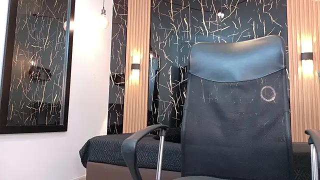 ValeriHot_1 即時 XXX 聊天