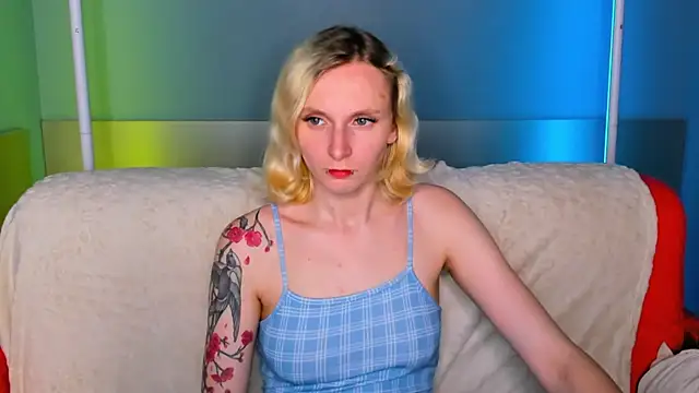 XXX chat uživo modela LikiLips