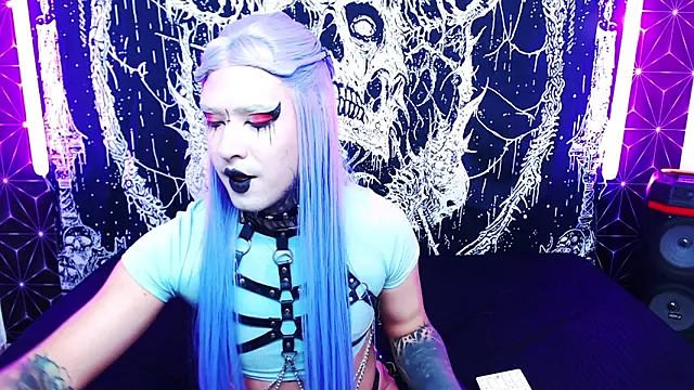 Webkamerová show naomi_satan