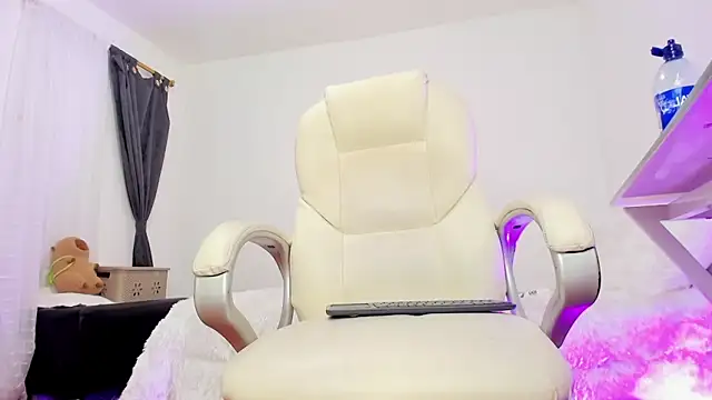 ashanty_b5 live XXX chat
