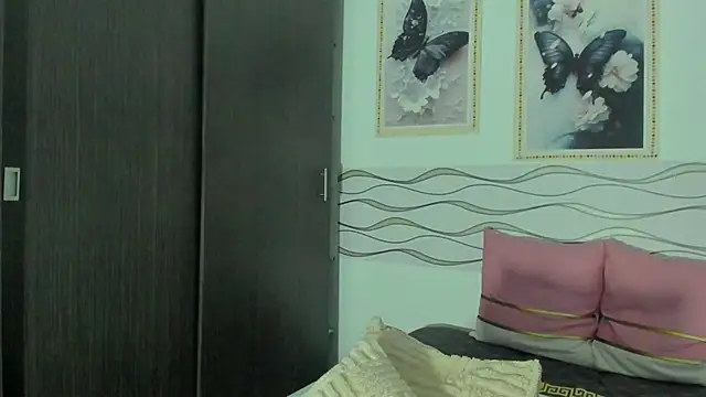 queenceleste69 Live XXX Chat