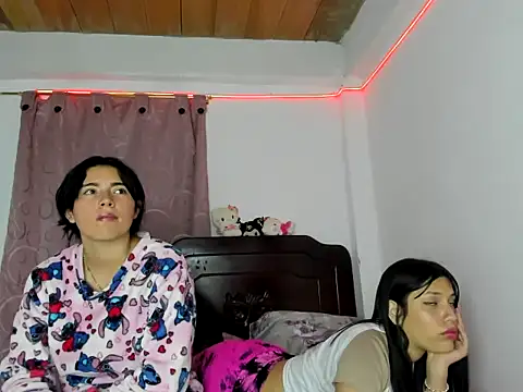 Онлайн чат XXX strawberry_sexy