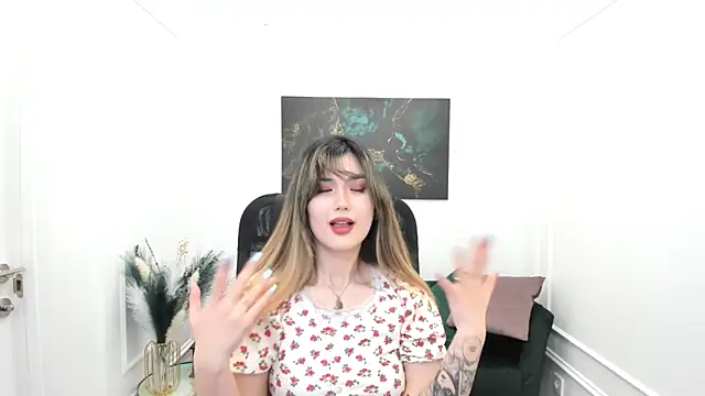 AnneTLi live XXX chat