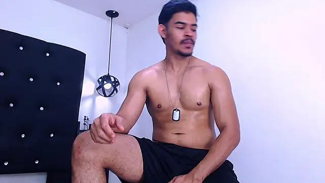 Dannesh_ Show Webcam