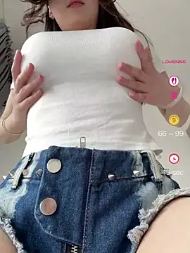 meimei_x Chat XXX in diretta