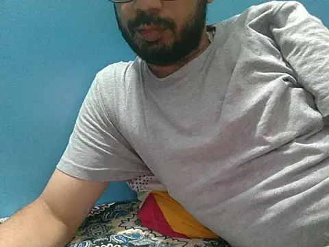צ'אט XXX בשידור חי של Precumboner