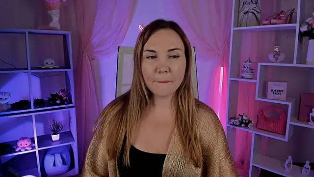 AylaTallow's Live XXX Chat