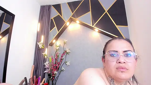 Онлайн чат XXX brigittemiller