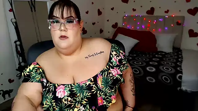GiannaMorrys Adlı Modelin Canlı XXX Sohbeti