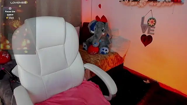 allison-sweet1's Live XXX Chat