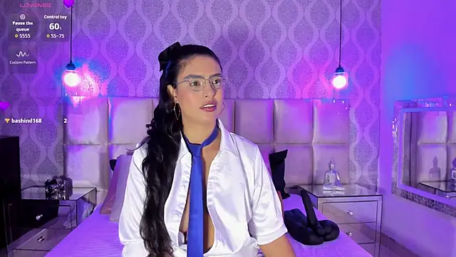 Chat XXX en directo de BellaaGrace