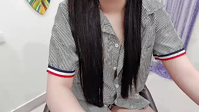 Chatroom XXX en direct de Ari-sweety
