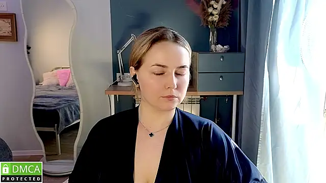 Živý XXX chat Mira_Mermayd