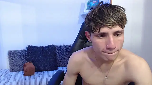 Yao_23 Webcam show