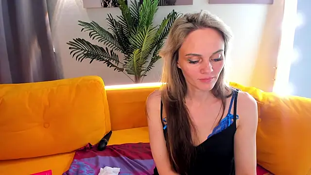 agatha_roose Adlı Modelin Canlı XXX Sohbeti