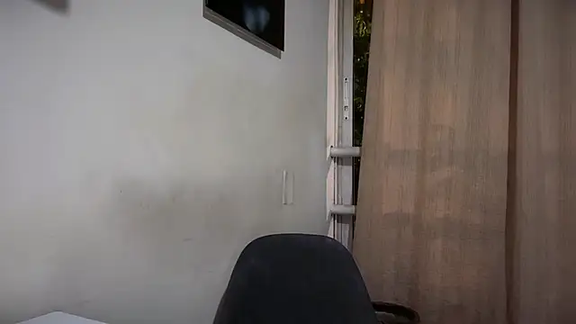 romeolovedark's Live XXX Chat