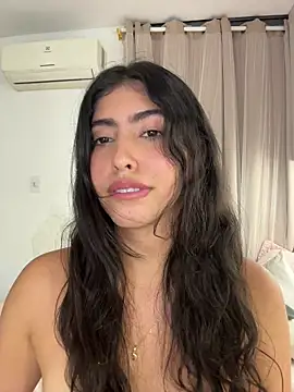 Chat +18 de Gaby_zahir_ ao vivo