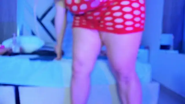 Chatroom XXX en direct de VanessaHard_as