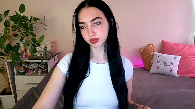 Chat +18 de WildKittenX_ ao vivo