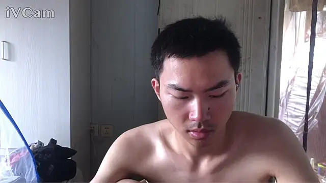 dyjdddttj Chat XXX live