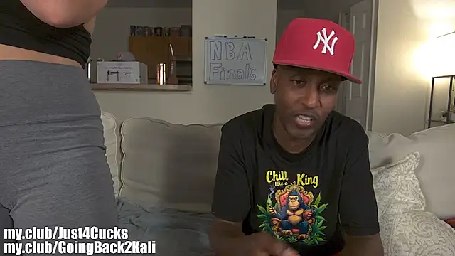 boomboomr00m's Live XXX Chat