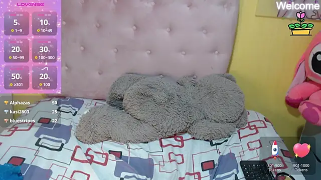 Chat +18 de Sophiiee_Gray ao vivo