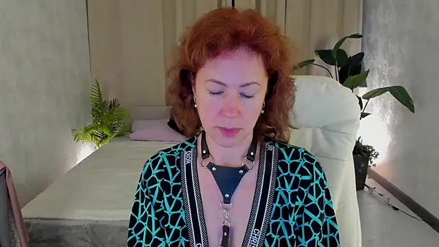 دردشة LeticiaRomano الجنسية المباشرة