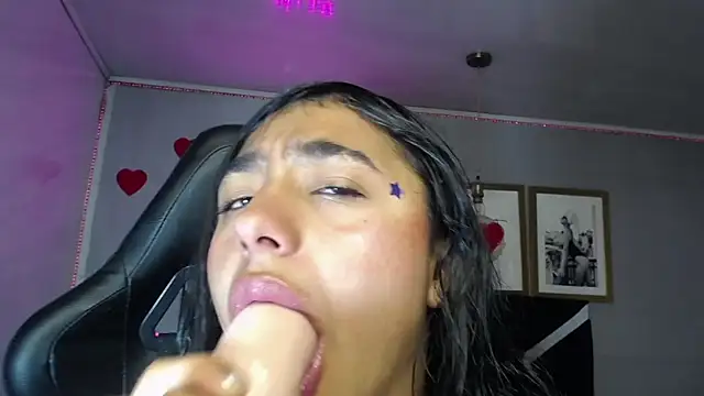 Chat +18 de Arimeraki_v ao vivo