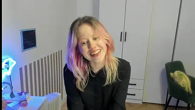 Chat +18 de Silly__Milly ao vivo
