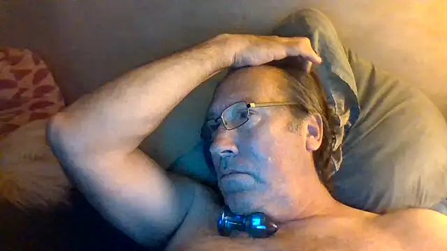 hornyrich69 – webcam-show