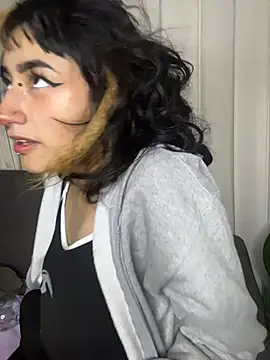 baby_akuma's Live XXX Chat