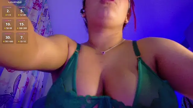 NicolleTaylor Live XXX-Chat