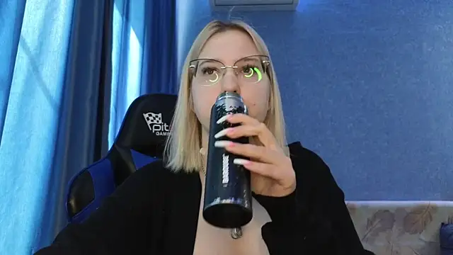 HotBrandyX Live XXX-chat