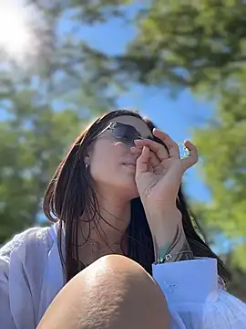Charming_Ritta Adlı Modelin Canlı XXX Sohbeti