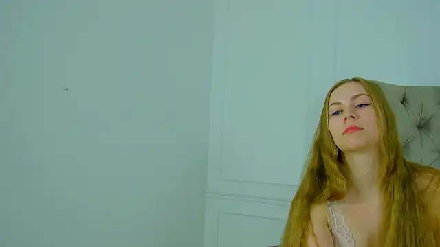 Онлайн чат XXX AprilSpringer