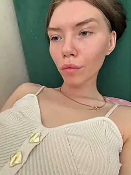 Lisaaa_Alisan Live XXX chat