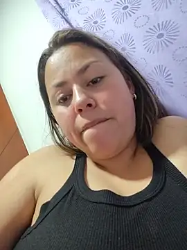 camila-titis Chat XXX live