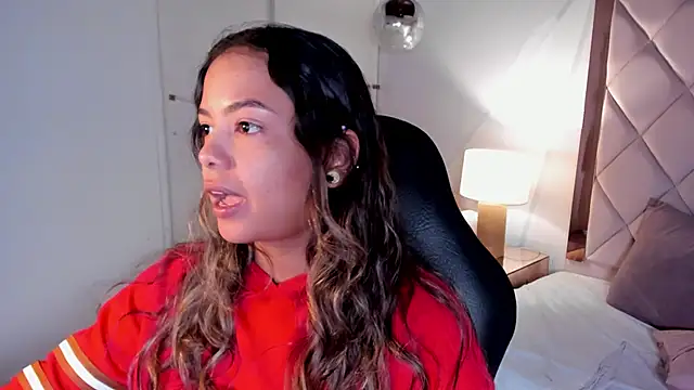 dulce_lyraa1 élő XXX-chatje