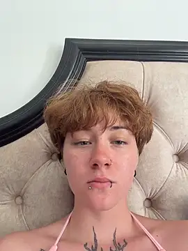 XXX chat uživo modela IceMur
