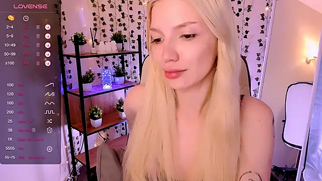 AnyaTaylor_ élő XXX-chatje