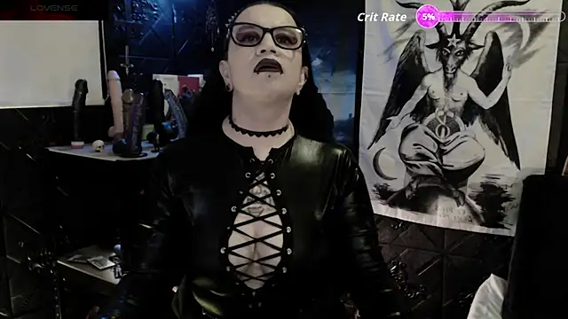 Evil_Queen_666のライブXXXチャット