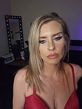 ellieconradxo Show in webcam