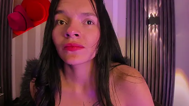 Chat +18 de _shantal_smith ao vivo