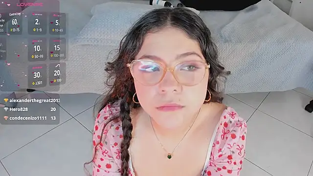 Chat +18 de LilithBloom7 ao vivo