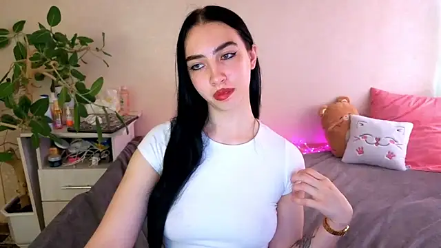 WildKittenX_'s Live XXX Chat