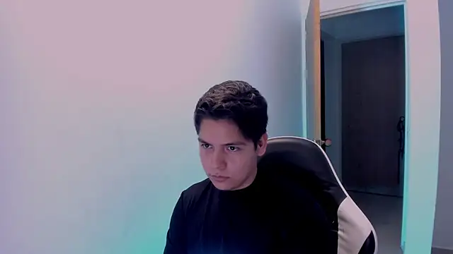 عرض كام Asta_YunoXXX