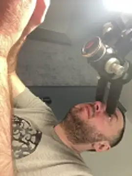 XXX chat uživo modela DorianJeday