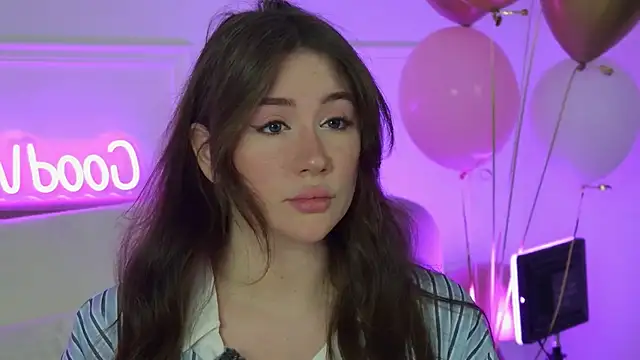 MeganStrane 即時 XXX 聊天