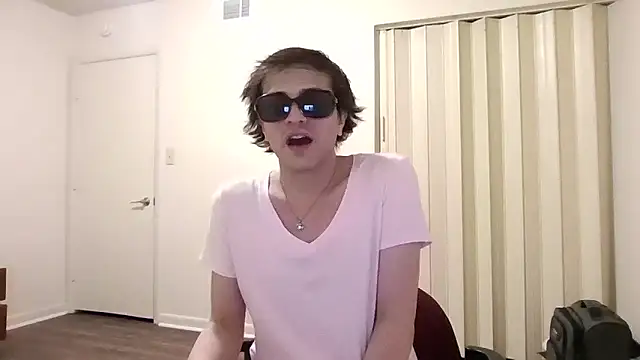 jussy069n Webbikameraesitys