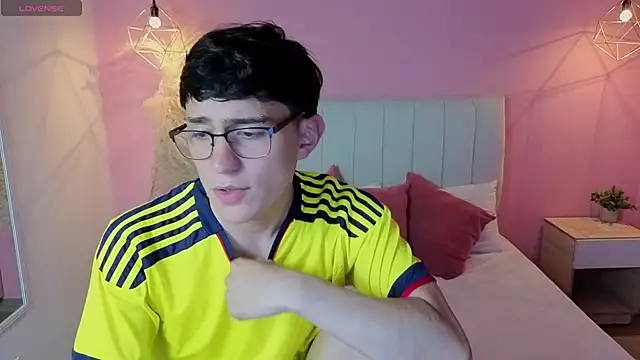 ryan_valentino Webcam show